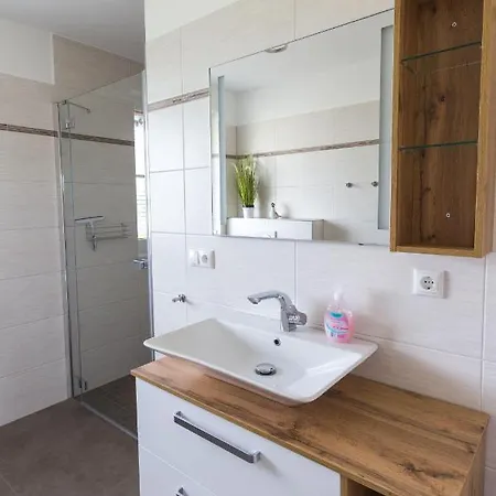 Ferienhaus-wiesengrund Daire *